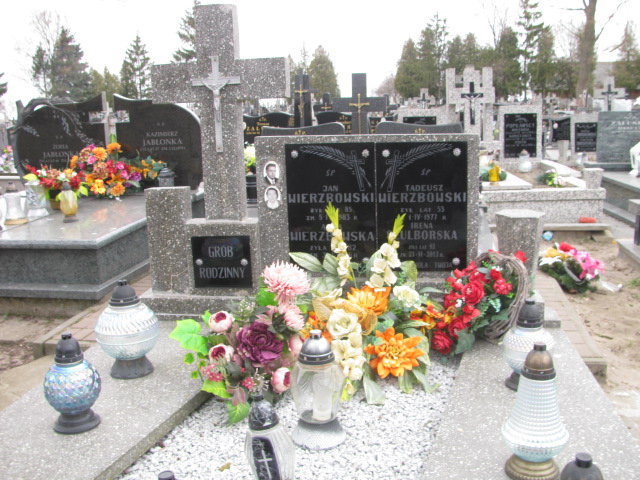 Grób Irena Szulborska