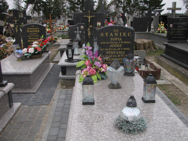 Grób Józef Staniec